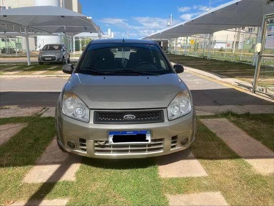 FORD FIESTA 1.0 MPI CLASS HATCH 8V FLEX 4P MANUAL